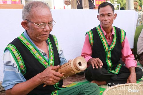 Những người 'giữ lửa' truyền thống