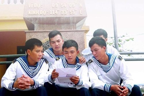Hướng dẫn viết thư gửi bộ đội chân thành và ý nghĩa