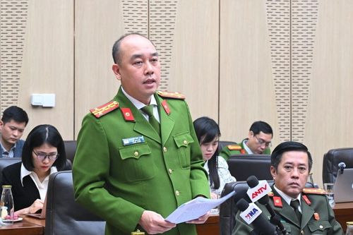 Hà Nội tích cực thu hồi bình chữa cháy giả DRAGON
