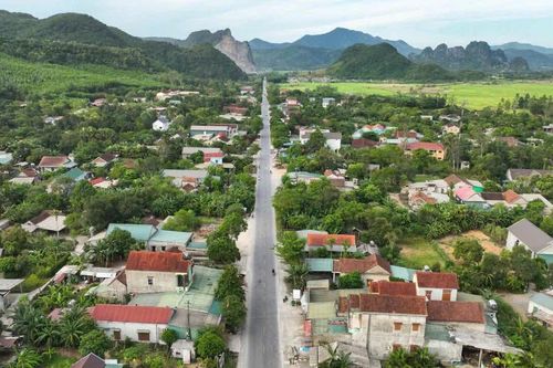 Đầu tư hạ tầng thiết yếu, hướng đến giảm nghèo bền vững