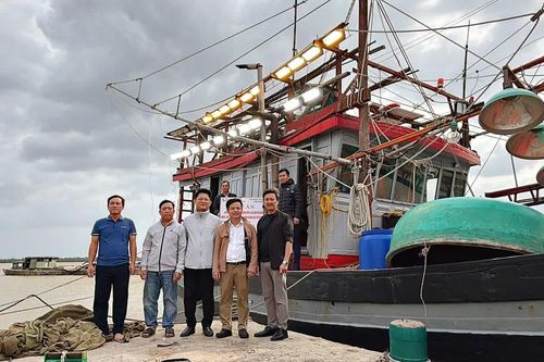 Đèn LED chuyên dụng: Hướng đi mới nâng cao hiệu quả cho nghề lưới vây