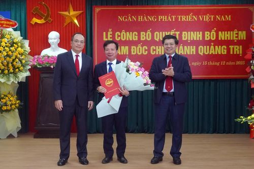 Công bố quyết định bổ nhiệm Giám đốc Ngân hàng Phát triển Việt Nam Chi nhánh Quảng Trị