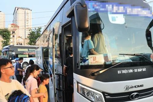 Tết Dương lịch cận kề, vé xe khách đặt trước vẫn èo uột