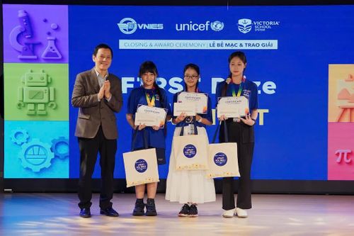 STEAM for Girls 2025: Tư duy khoa học của nữ sinh kiến tạo giải pháp xanh cho tương lai bền vững