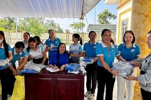 Thay đổi tư duy làm kinh tế của phụ nữ Quang Minh