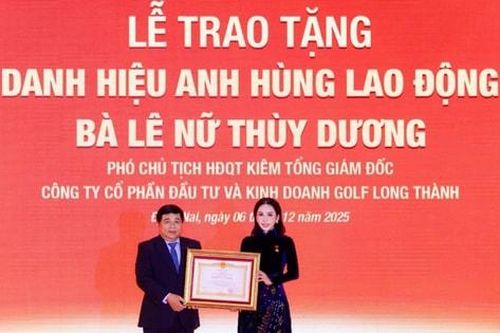 Phó Chủ tịch KN Holdings được phong tặng danh hiệu Anh hùng Lao động