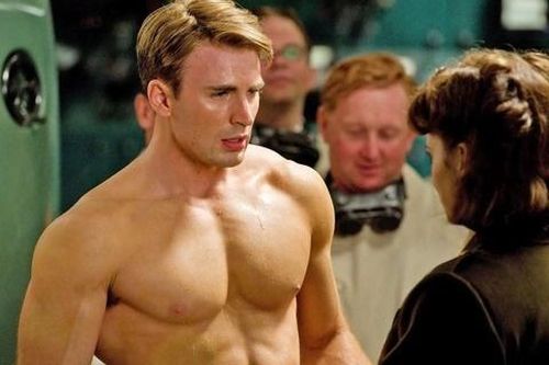 Chris Evans gây xôn xao