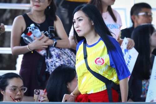 Phương Thanh tiếp lửa đội kéo co Việt Nam trước đối thủ Thái Lan