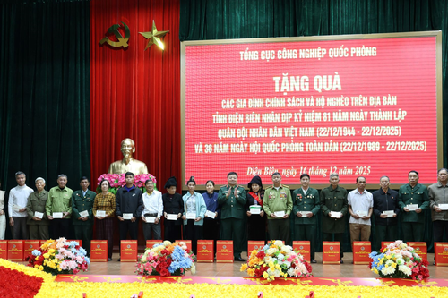 Đoàn công tác của Tổng cục Công nghiệp Quốc phòng tri ân tại tỉnh Điện Biên