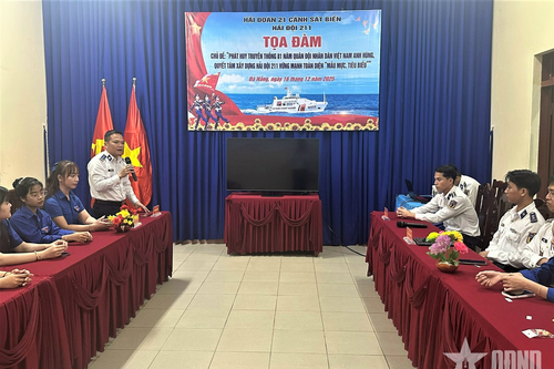 Liên chi đoàn Hải đội 211 tổ chức tọa đàm thanh niên