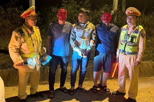 Chạy đâu cho thoát!