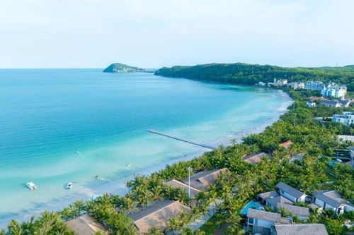 Bãi Kem có gì đặc biệt khiến du khách quốc tế say mê?
