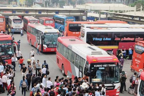 Hà Nội tăng cường xe khách phục vụ người dân dịp Tết Dương lịch 2026