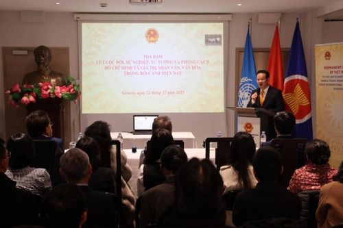 Không khí trang trọng và xúc động tại Tọa đàm tôn vinh Chủ tịch Hồ Chí Minh tại Geneva