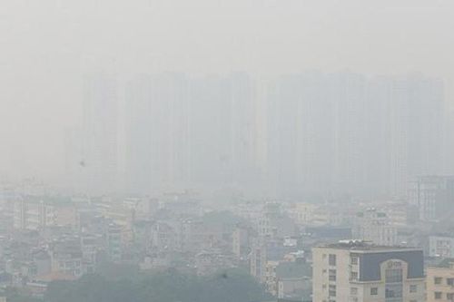 Bụi mịn, ô nhiễm không khí bủa vây đời sống người dân Hà Nội