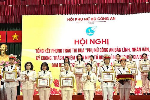 Tổng kết phong trào thi đua giai đoạn 2022-2025 trong phụ nữ Công an