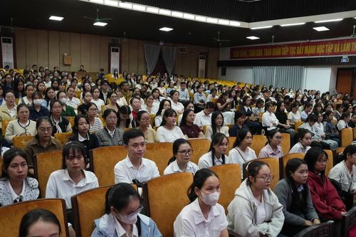 Thi tuyển giáo viên: Huế chưa tuyển đủ ở bậc mầm non, tiểu học và THPT