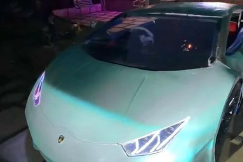 Chàng trai tự chế siêu xe Lamborghini Huracan 'giống y bản thật' tại sân nhà