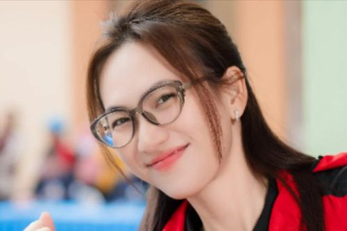 Chuyến đi của nữ diễn viên trăm tỷ