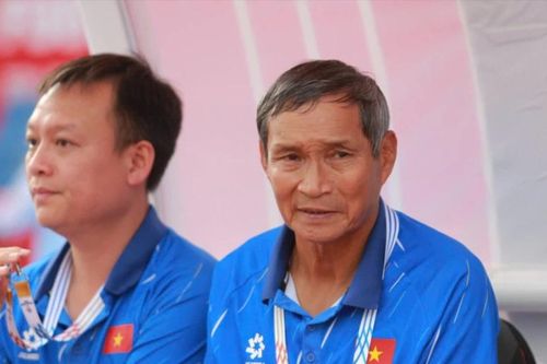Trước trận chung kết bóng đá nữ, HLV Mai Đức Chung tuyên bố dốc toàn lực để giành chiến thắng