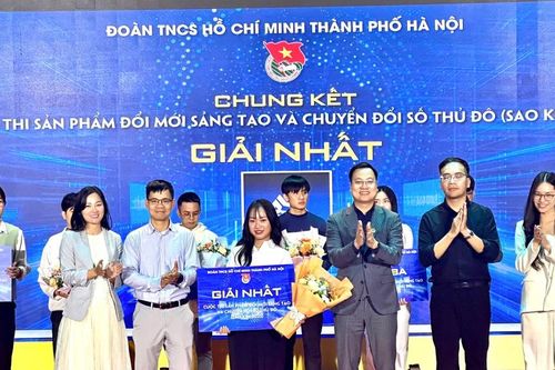 Sinh viên Đại học Kinh tế TPHCM giành giải Nhất cuộc thi Sao Kim 2025
