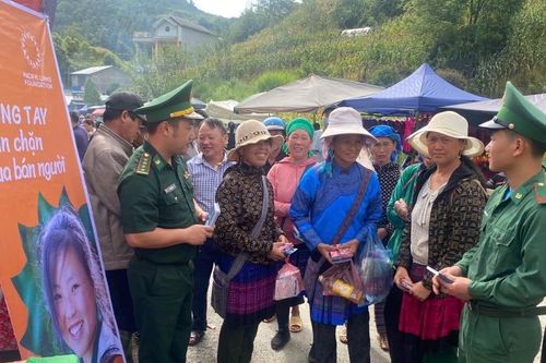 Chung tay xây dựng nông thôn mới, giữ vững chủ quyền biên giới