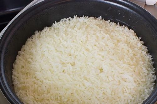 Người đàn ông nhập viện vì thường xuyên 'nấu cơm quên đổ nước, cắm điện'