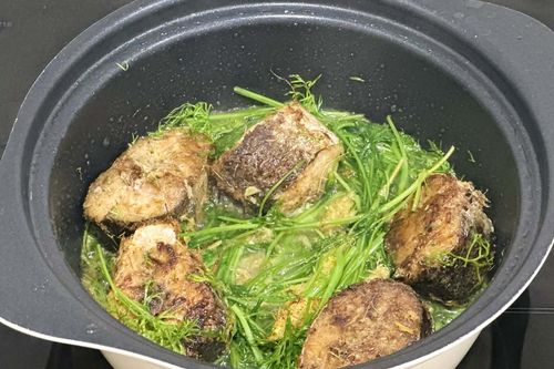 Bác sĩ cảnh báo một thói quen khi nấu ăn của người đàn ông mắc ung thư gan