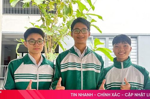 Cú 'hat-trick' giải nhất HSG tỉnh của một lớp học