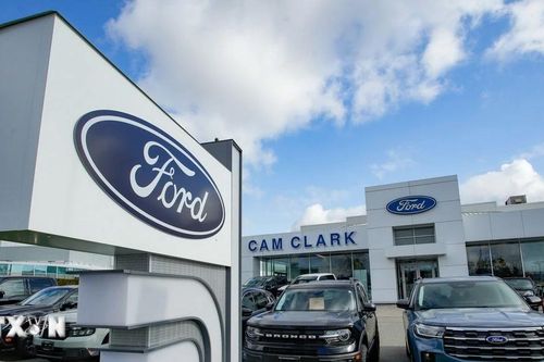 Ford điều chỉnh chiến lược xe điện sau động thái nới lỏng quy định của Mỹ