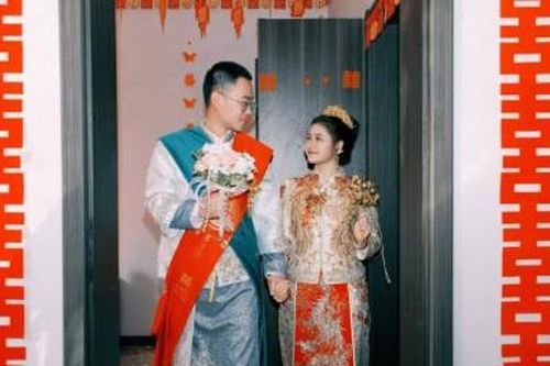 Tiền thưởng cưới và cuộc vật lộn của Trung Quốc trước làn sóng 'không kết hôn'
