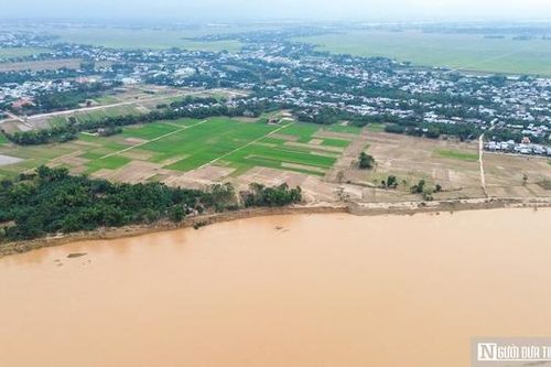 Đà Nẵng: Sạt lở bủa vây, hàng trăm hộ dân sống trong nỗi lo mất đất, mất đường