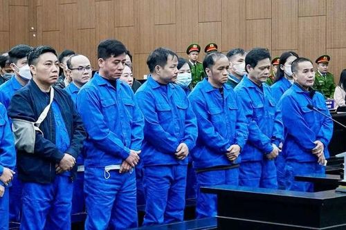 Trả lại tiền vì không chạy án được: Cựu Phó Chánh án khai gì?