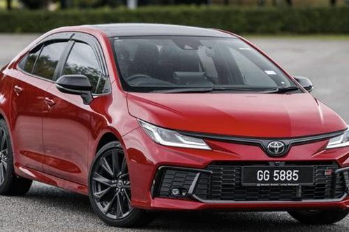 Doanh số Toyota chỉ kém thương hiệu nội địa