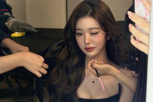 Jang Won Young và 5 người chị em gây tranh cãi dữ dội