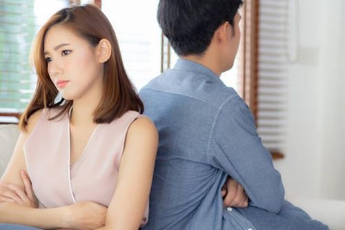 Hôn nhân lạnh lẽo vì vợ chồng chọn cách 'im lặng cho xong'