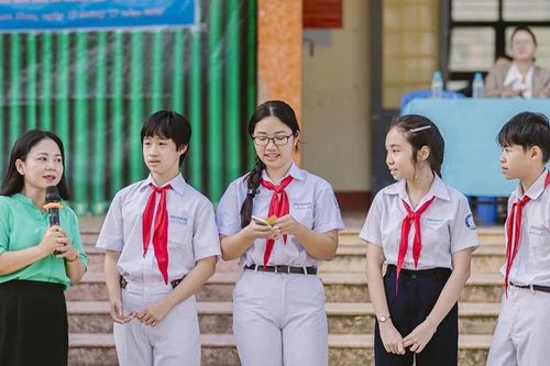 Bạo lực học đường và sự thiếu hụt kỹ năng sống