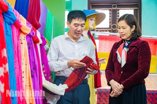 Các làng nghề tăng tốc sản xuất dịp cuối năm
