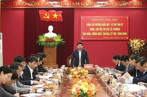 Bí thư Tỉnh ủy Trương Quốc Huy làm việc với Thường trực Đảng ủy các phường: Hòa Bình, Thống Nhất, Tân Hòa, Kỳ Sơn và xã Thịnh Minh