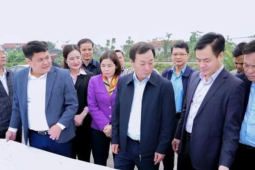 Đẩy nhanh tiến độ thi công các dự án lớn trên địa bàn