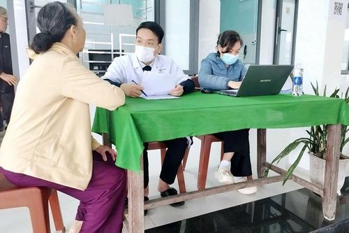 Triển khai chiến dịch sàng lọc miễn phí bệnh hô hấp trong cộng đồng