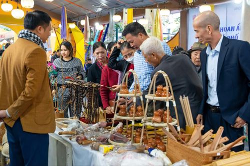 Liên hoan ẩm thực, phố nghề đón trên 30.000 khách