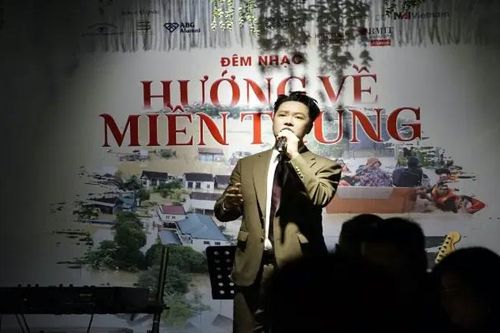 Đêm nhạc của những tấm lòng: Khi người Sài Gòn 'thương' về miền Trung
