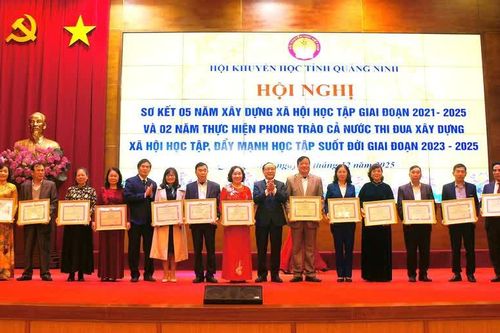 Hội Khuyến học Quảng Ninh đẩy mạnh thi đua xây dựng xã hội học tập, học tập suốt đời