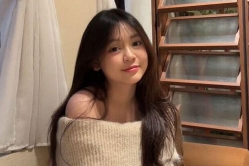 Bé gái Hà Nội xinh đẹp được khen trên báo Mỹ giờ lớn khác biệt, học trường quốc tế học phí 100 triệu/năm