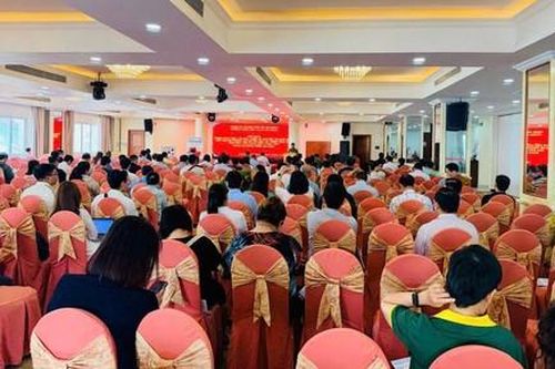 Cảnh sát PCCC-CNCH Công an TPHCM tuyên truyền triển khai lắp đặt thiết bị truyền tin báo cháy