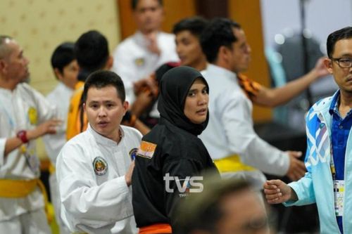 Võ sĩ bị xử thua chủ nhà, HLV nổi giận suýt đánh nhau với trọng tài SEA Games
