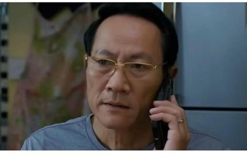 Ông Phi (NSƯT Hoàng Hải) bất ngờ bị nhóm người lạ mặt kéo đến đòi nợ