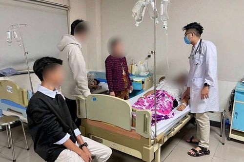 Bộ Y tế đề nghị làm rõ vụ nghi ngộ độc khi ăn bánh mì ở Lâm Đồng