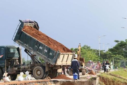 Khẩn trương khắc phục hậu quả thiên tai, bảo đảm giao thông thông suốt
